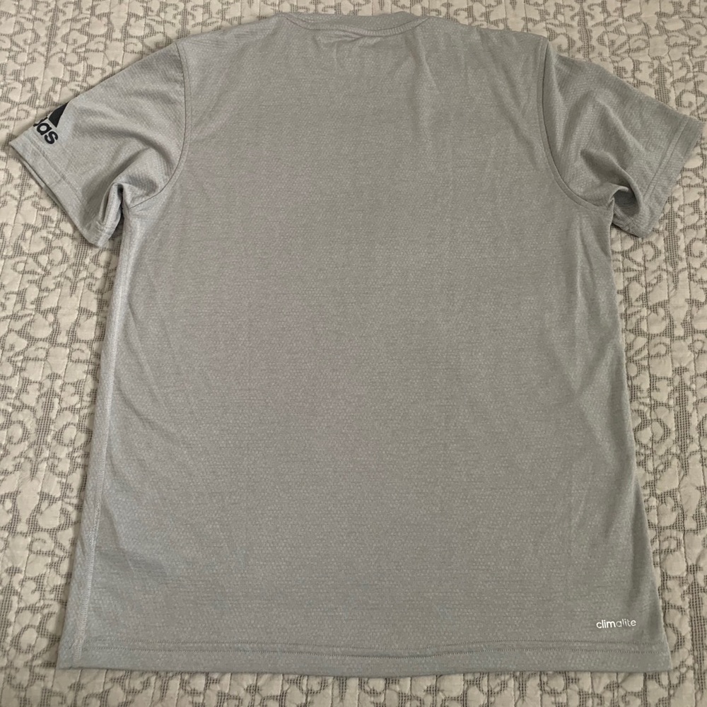 Adidas Men’s Climalite Grey Tee - Picture 2 of 3